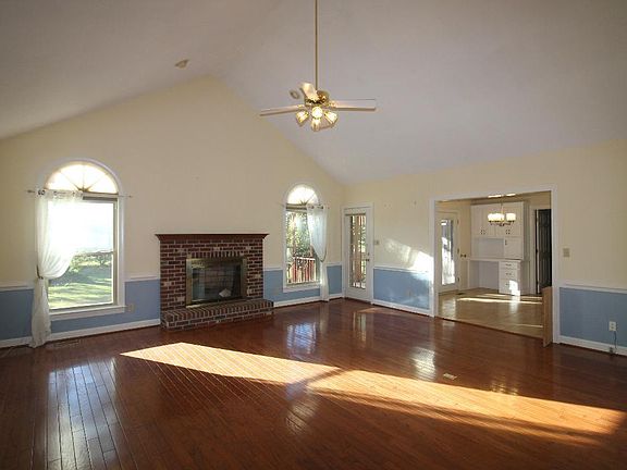 5th image of 107 Mourning Dove Ln