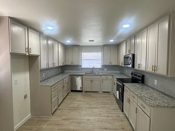 1017 Howard Dr