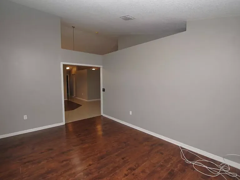 11382 Aston Hall Dr S — Photo 3
