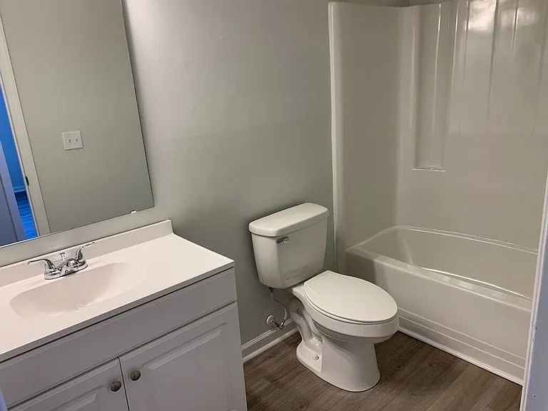 Fully Renovated 2 Bed 1 Bath Apartment By Downtown Summerville! — Photo 15