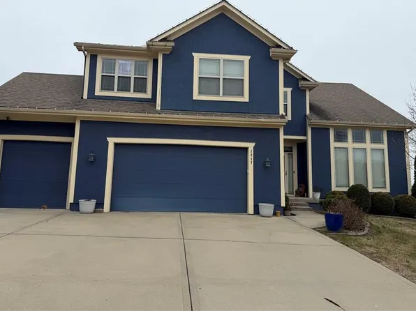 1217 Hampton Dr, Raymore, MO 64083