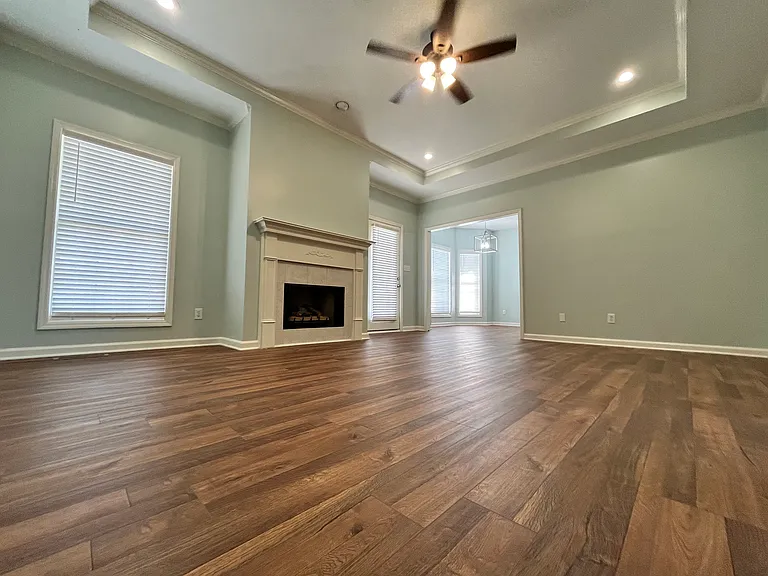 17916 Remington Dr — Photo 17