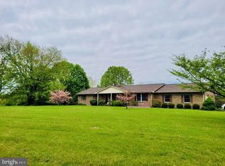 10712 Hartle Dr, Hagerstown, MD 21742