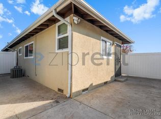 1639 W Roseburg Ave #A, Modesto, CA 95350