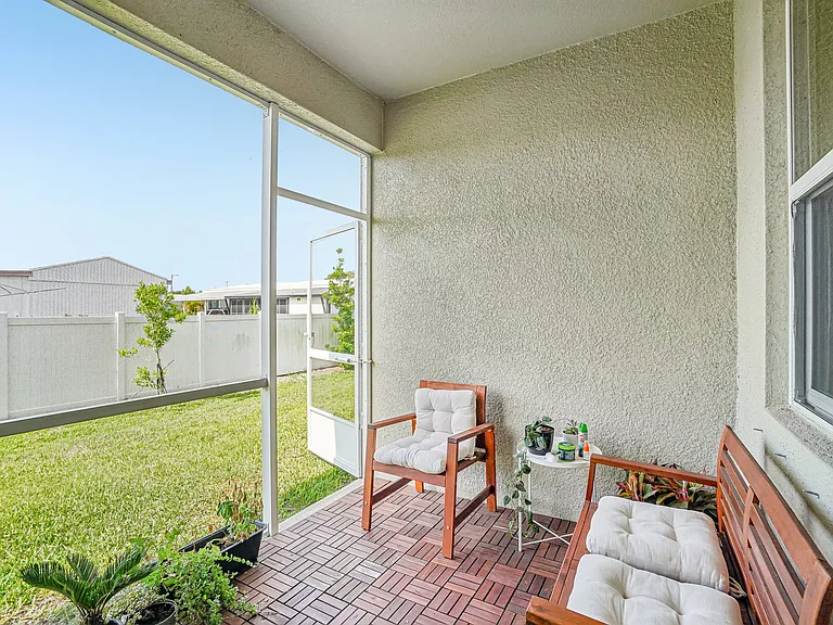 5282 Neil Dr — Photo 20
