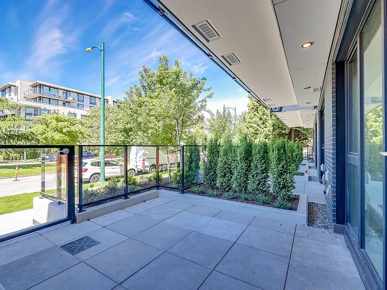 5168 Cambie St #113 — Photo 9
