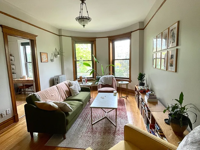 4424 N Dover St #1N — Photo 3