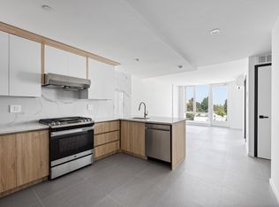 116-09 Grosvenor Ln #4G, Richmond Hill, NY 11418