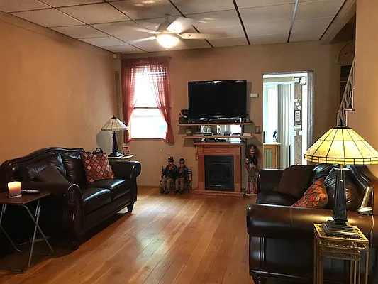 Sold by Ben Bay Realty Co | media 3
