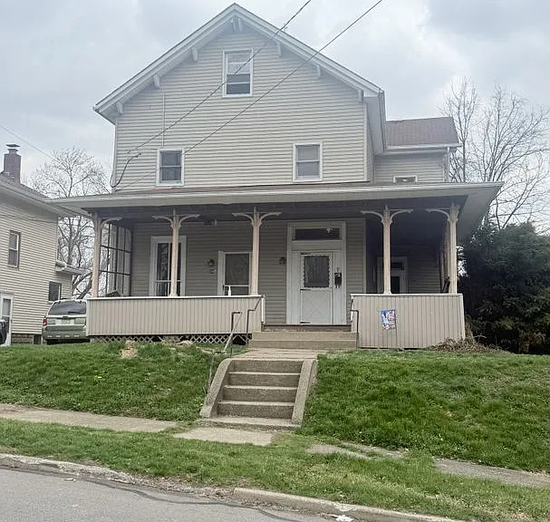24 Pierce Ave #1 — Photo 1