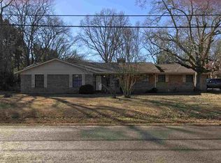 754 S Adams St, Carthage, TX 75633