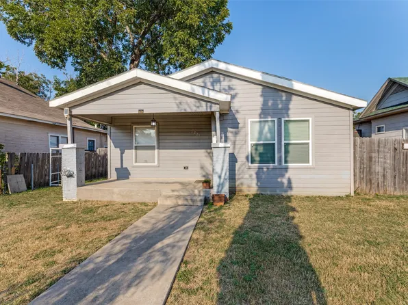 2221 Refugio Ave, Fort Worth, TX 76164