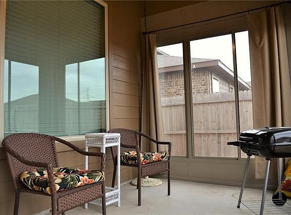 5th image of 1081 Meadow Scape Dr
