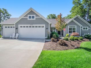2290 W Lakewood Blvd, Holland, MI 49424