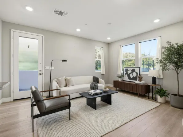 3080 Seaspray Walk, Sacramento, CA 95833