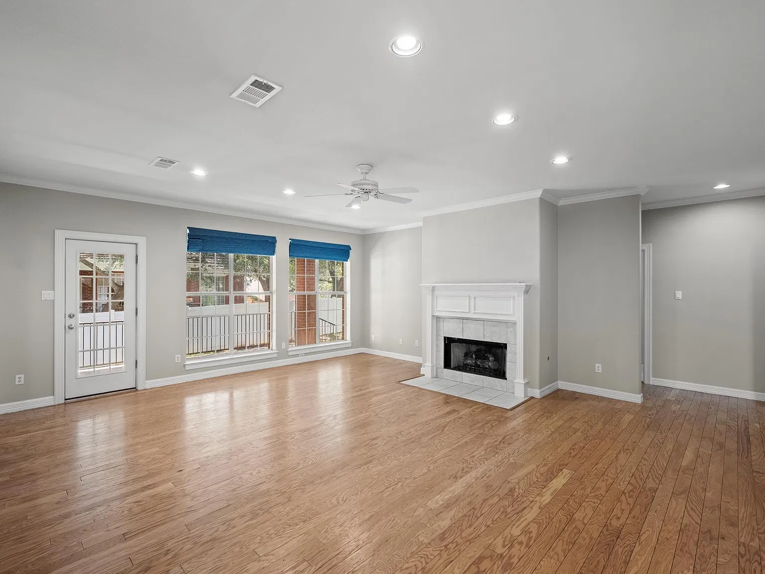 4 bed, 3.0 bath, 2872 sqft, $5,500 — Photo 3