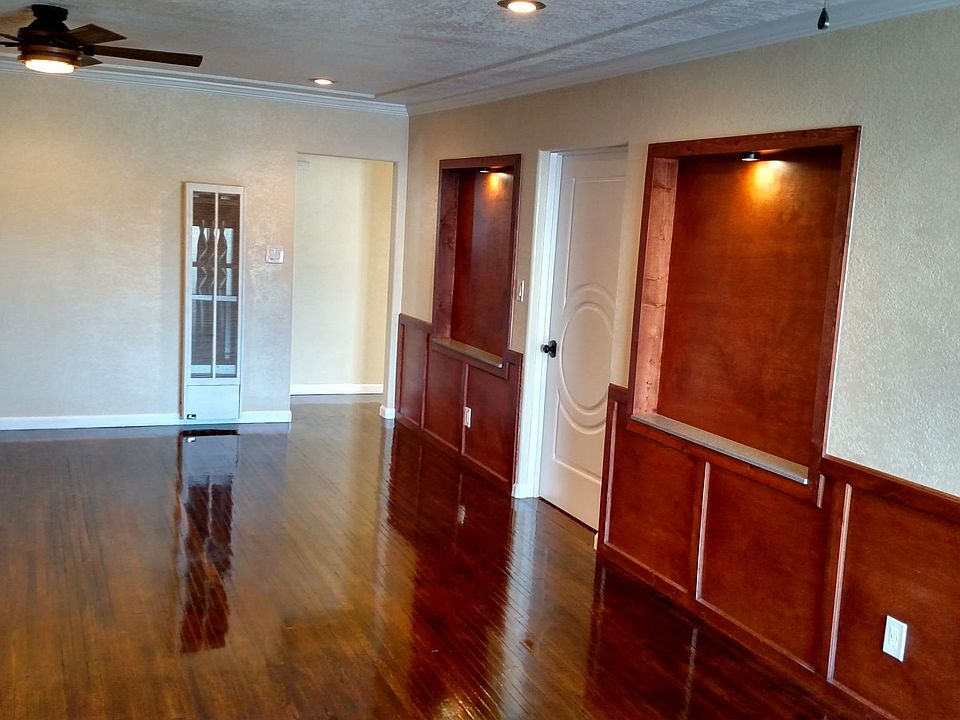 1st image of 3137 Valle Ave