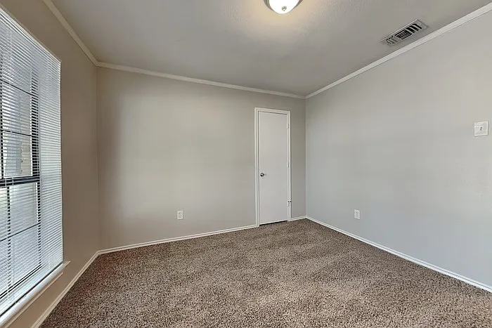 3110 Berkshire Dr — Photo 13