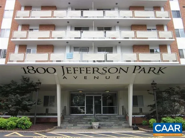 1800 Jefferson Park Ave APT 206, Charlottesville, VA 22903