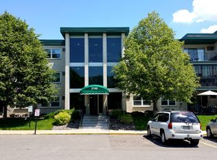 2700 Dale St N #A101, Roseville, MN 55113