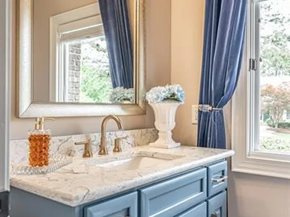 110 Hearthstone Rd, Pinehurst, NC 28374