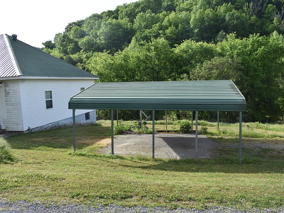2nd image of 80 Dillard Creek Rd