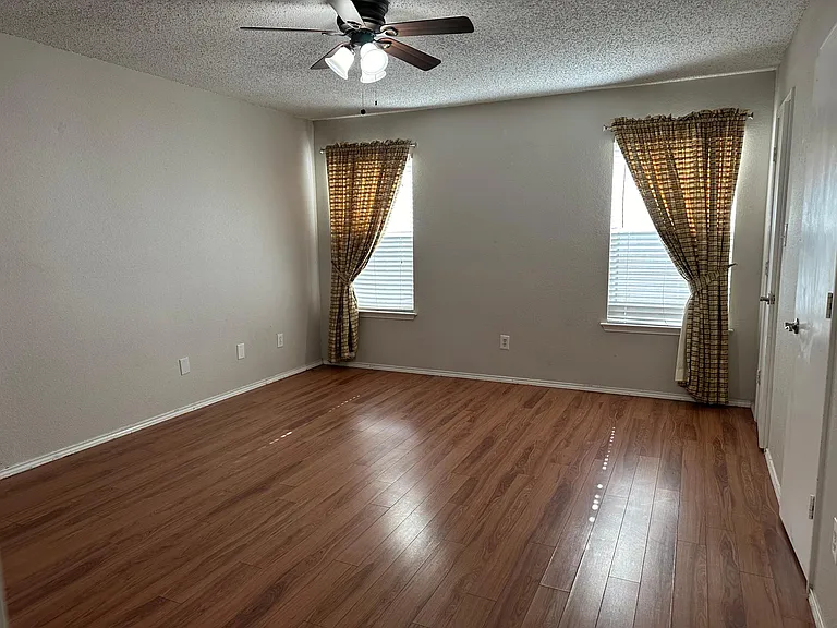 6408 Brookbriar Ct — Photo 16