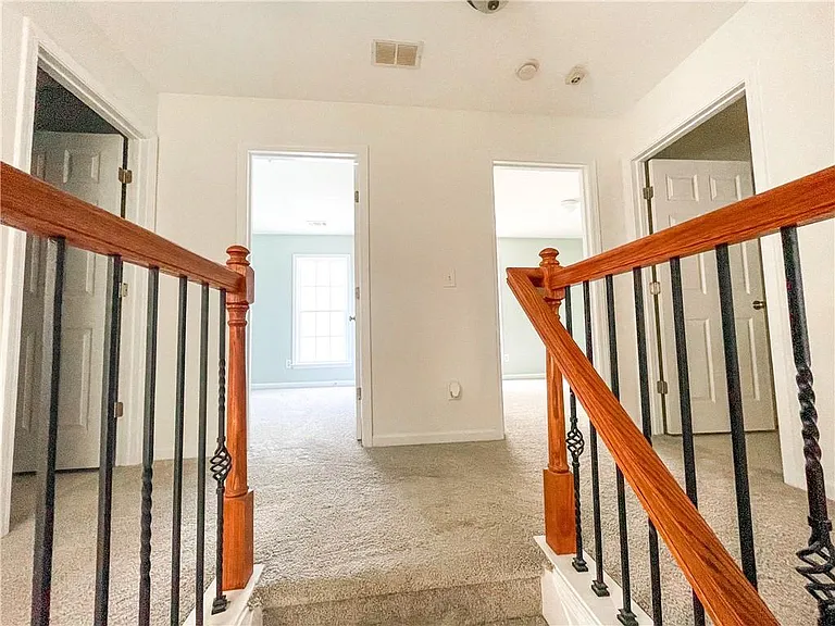 282 Balaban Cir — Photo 10