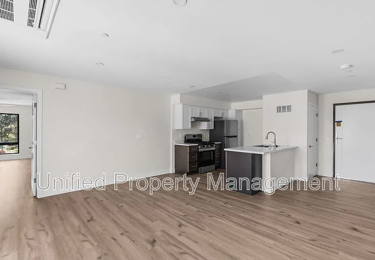 4364 Alabama St #302 — Photo 3