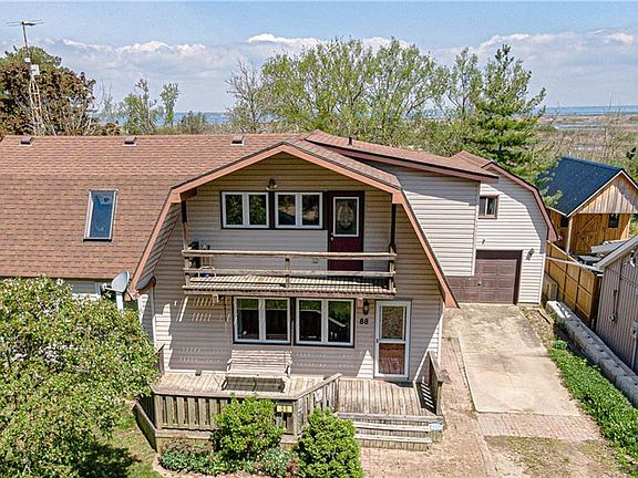 3rd image of 88 Woodstock Ave