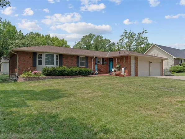 2428 N 72nd Pl, Kansas City, KS 66109