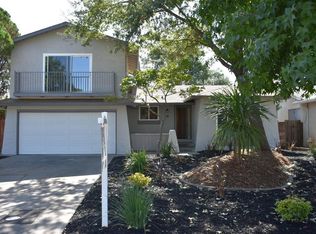 16 Nob Ct, Sacramento, CA 95826