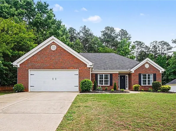 5316 Valley Forest Way, Flowery Branch, GA 30542
