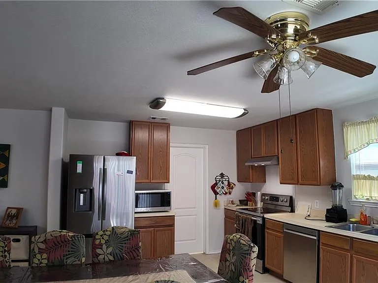 3908 Redbird Ave — Photo 7