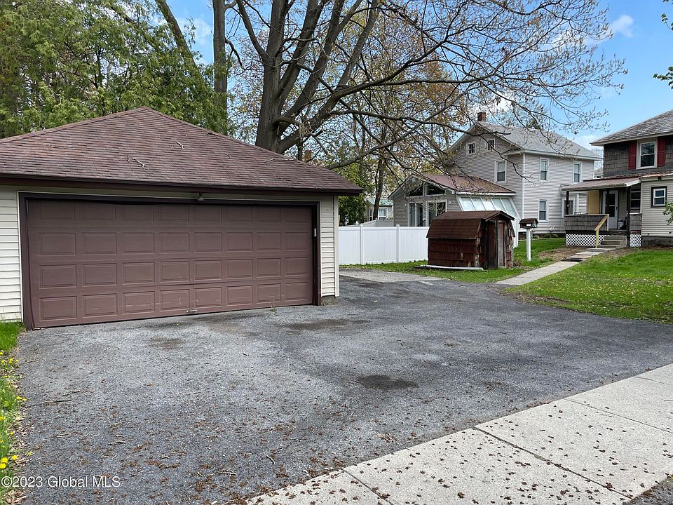 262 Ridge Street, Glens Falls, NY 12801 Zillow