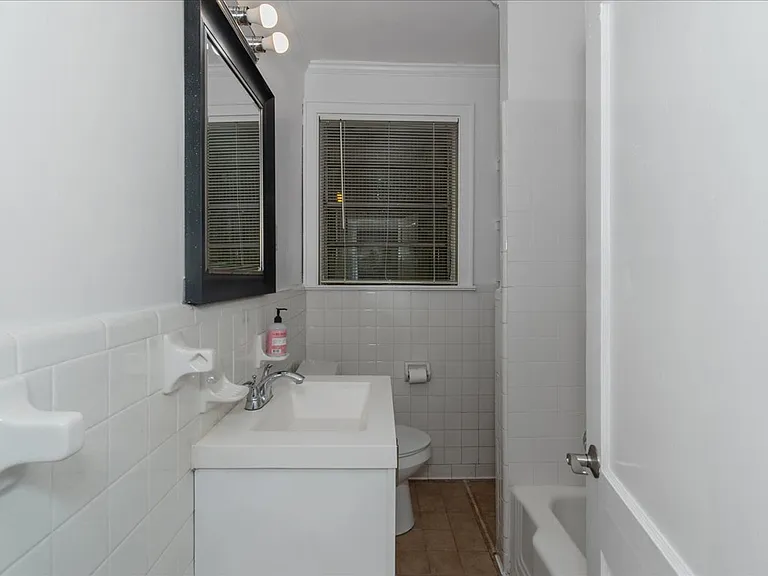 3160 Lake Ave — Photo 21