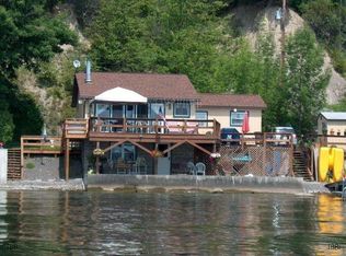 1675 Honoco Rd, Aurora, NY 13026