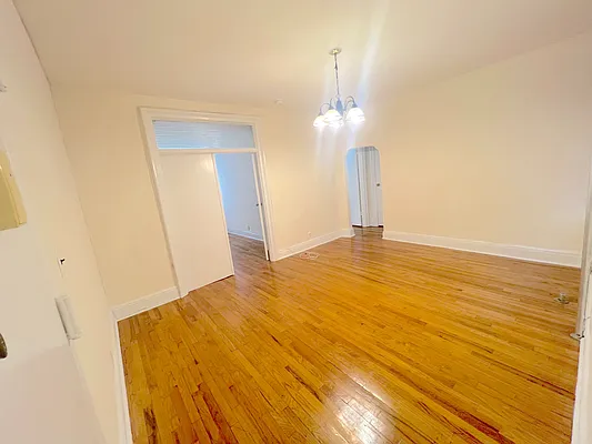 Rented by REALTY QUEST NEW YORK INC | media 1