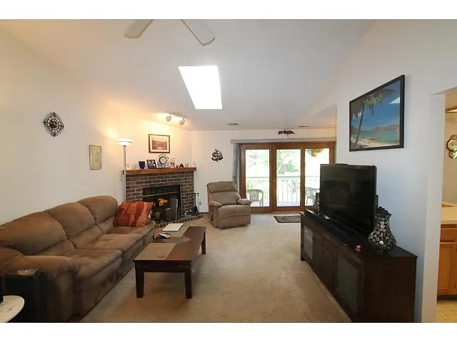 Building Photo - 6221 Magda Dr #C