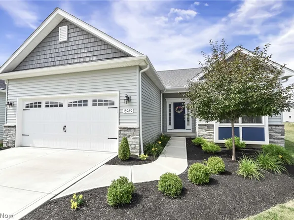 13929 Laurelbrook Oval, Strongsville, OH 44136