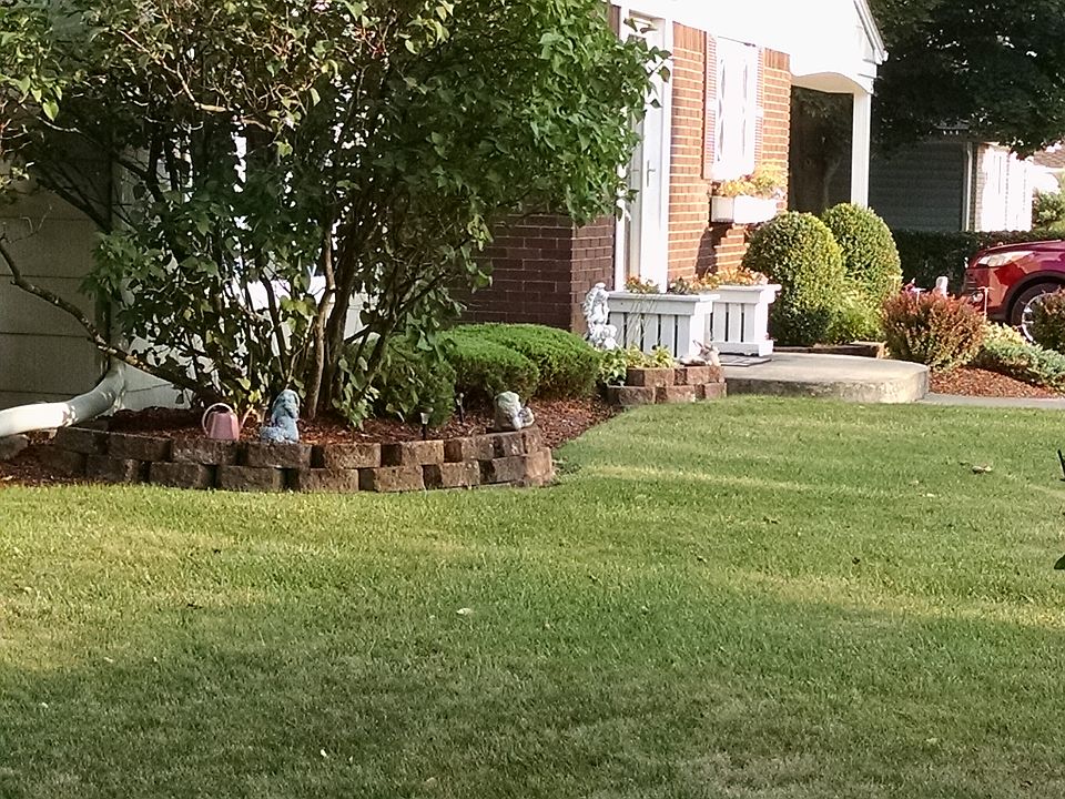 1st image of 15 Chateau Ct