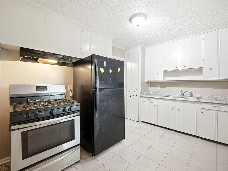 3909 Leffingwell St — Photo 8