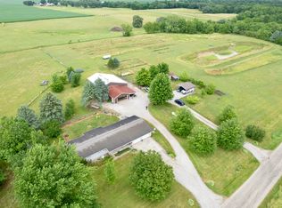 1800 Pigeon Creek Rd, Varna, IL 61375