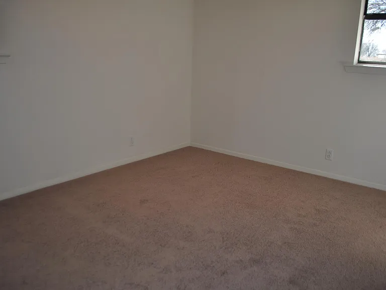 509 Stafford St — Photo 8