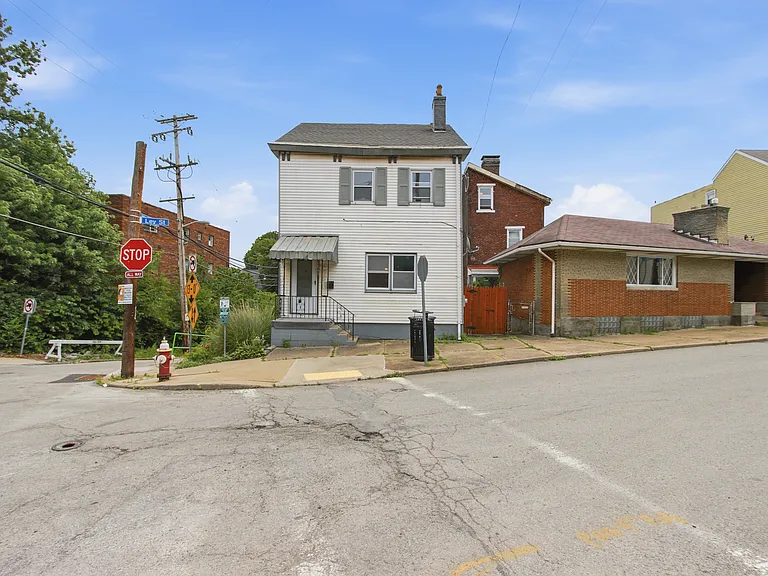 1845 Ley St — Photo 30