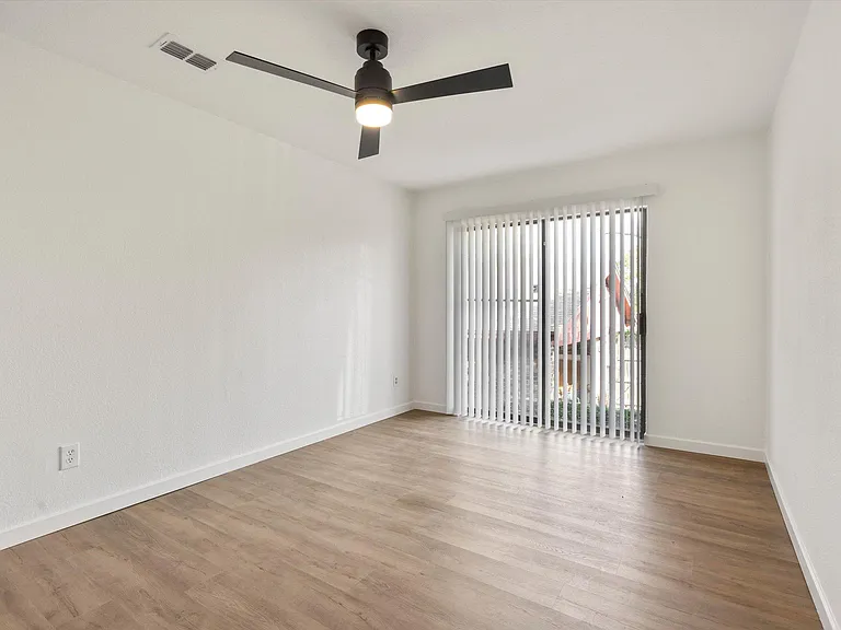1117 S Rusk St #1115 — Photo 5