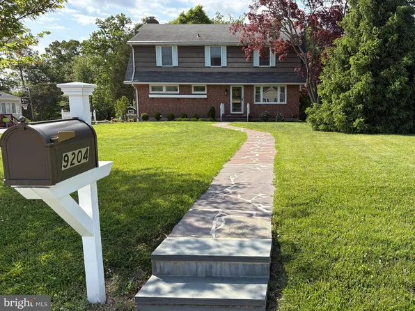 9204 Snyder Ln, Perry Hall, MD 21128
