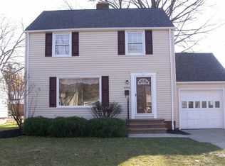 4996 Anderson Rd, Lyndhurst, OH 44124