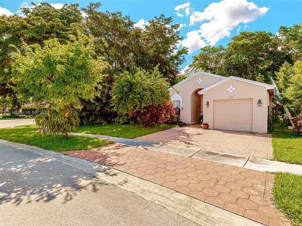 11950 SW 19th St, Miramar, FL 33025