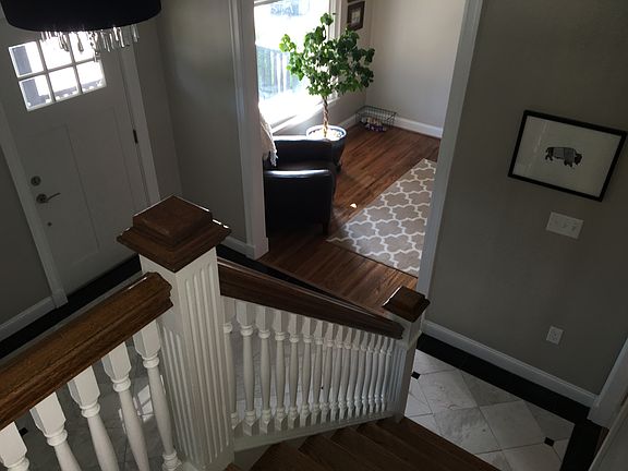 4th image of 160 Harvard Pl